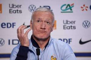 “No está aquí, déjenlo tranquilo”, dice Deschamps sobre Mbappé - Fútbol Internacional - ABC Color