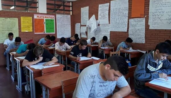 MEC garantiza el derecho de todos los estudiantes a rendir exámenes