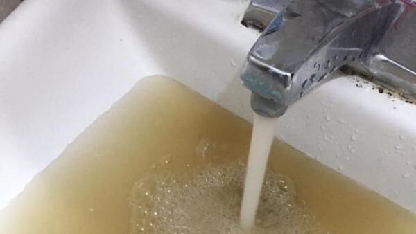 En medio de quejas de usuarios, Essap advierte que el agua podría salir sucia