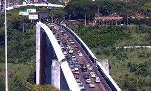 Camiones no cruzarán este viernes entre CDE y Foz de Yguazú