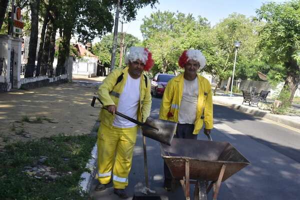 El espíritu albirrojo se apodera de las calles del país - Nacionales - ABC Color