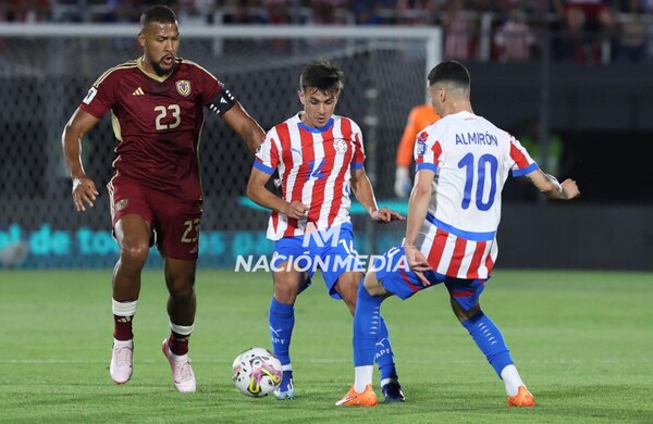 Versus / ¡Para tener en cuenta! Los jugadores de la Albirroja que están en "capilla"