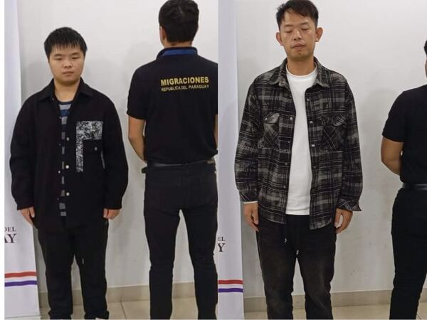 Chinos cayeron en el aeropuerto con visas falsificadas