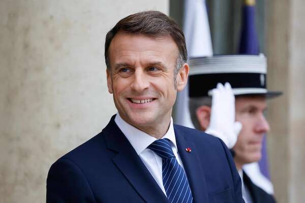 Macron se suma a los líderes que desfilan este mes por América Latina - Mundo - ABC Color