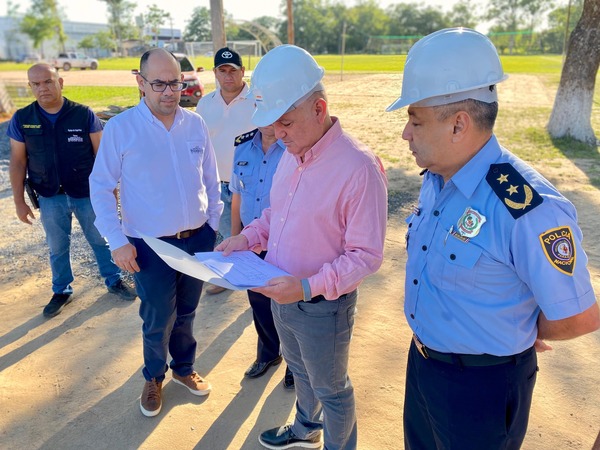 Histórico: Gobernación de Ñeembucú ejecutará 3.500 millones de inversión en la construcción del Colegio de Policía en Pilar • RADIO NACIONAL