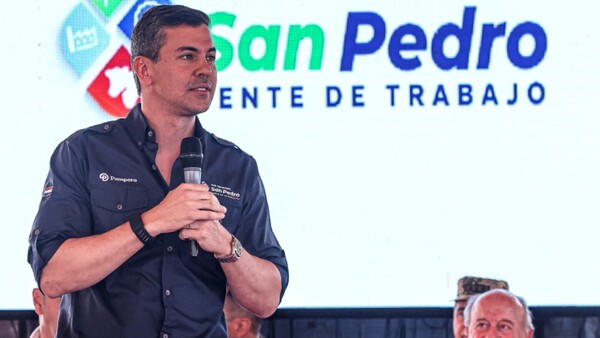 Peña dice que no puede juzgar las “luces y sombras de Stroessner”