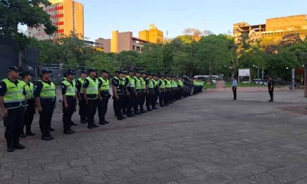 Policía prepara fuerte operativo con 3.000 agentes para el partido de Paraguay vs. Argentina – Prensa 5
