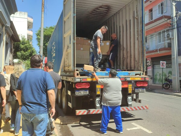 Llegan a Radio Nacional del Paraguay modernos equipos donados por Corea • RADIO NACIONAL