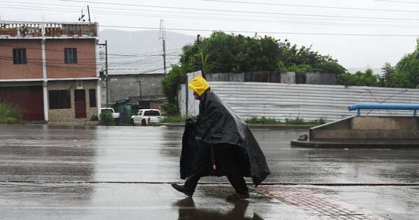 La Nación / Arrecian catástrofes climáticas: ahora Honduras declara alerta roja por tormenta Sara