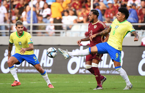 Versus / Venezuela rescata un empate y vuelve a frustrar a Brasil
