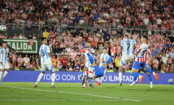 Versus / ¡Una cosa de locos! El magistral golazo de "Tonny" Sanabria