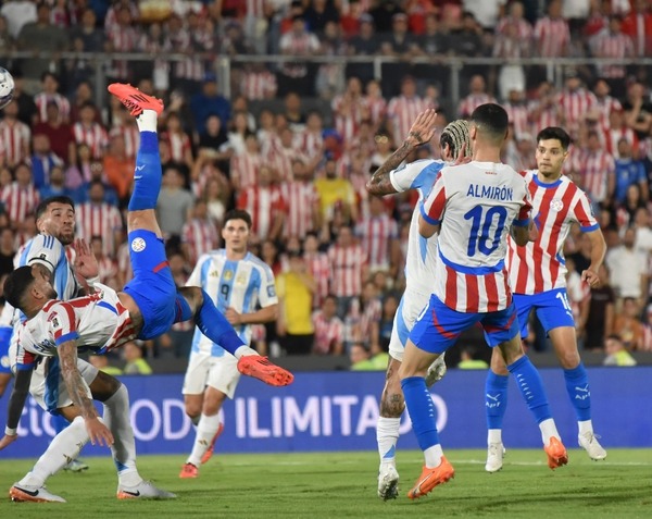 Paraguay remonta de forma épica y pone a sus pies al campeón del mundo