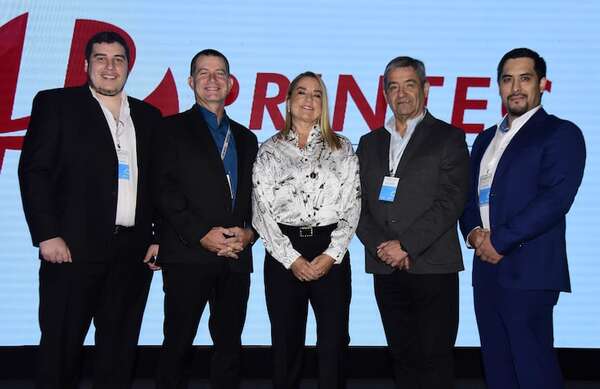 Printec celebró presentación de soluciones documentales con Kyocera - Sociales - ABC Color