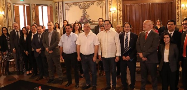 Con logros positivos culmina misión europea de asistencia técnica al sector educativo - .::Agencia IP::.