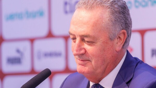 Pipino Cuevas: "Alfaro es el faro que trajo luz a la Selección"