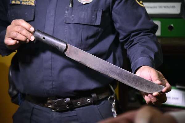 A punta de machete abusó de su víctima durante asalto domiciliario - ABC en el Este - ABC Color