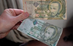 Cómo evitar estafas con billetes falsos este fin de año