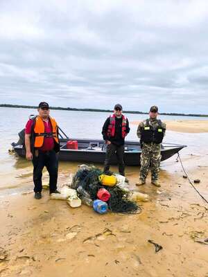 Veda de pesca: Mades incauta elementos de pesca del río Paraná - Nacionales - ABC Color