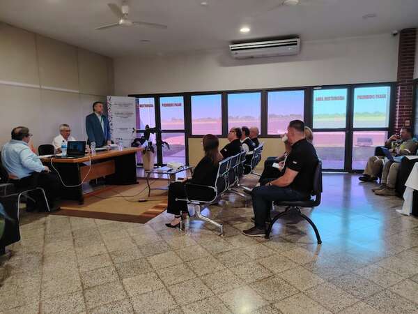 Buscan óptimo funcionamiento del aeropuerto de Encarnación para el Rally Mundial 2025 - Nacionales - ABC Color