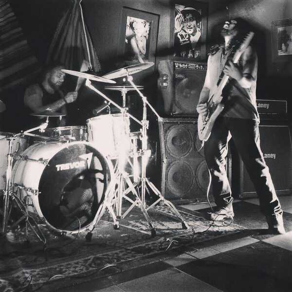 Teatro experimental y rock en el Puerto