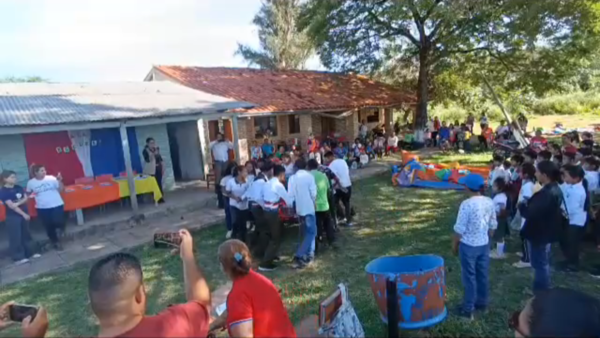COMUNIDAD INDÍGENA AGRADECE A LAS AUTORIDADES POR BRINDARLES ATENCIÓN MÉDICA