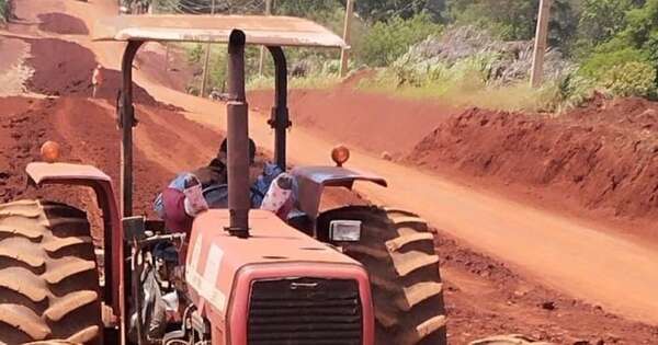 Diario HOY | Itapúa: delincuentes encapuchados maniatan a sereno y roban el tractor