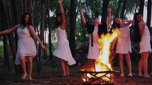 Jóvenes actores ofrecen adaptación de La Maldición de Salem
