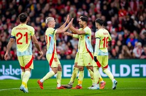 Versus / España se impone a Dinamarca y se anota en cuartos de la Liga de Naciones