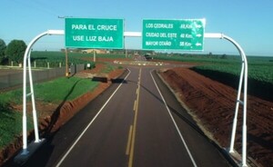 Asaltantes roban millonaria carga en Domingo Martínez de Irala