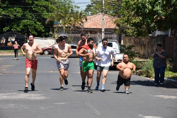 [GALERÍA] "Será un gran día" y "La Mañana de Unicanal" ¡cumplieron juntos una apuesta por la Albirroja!