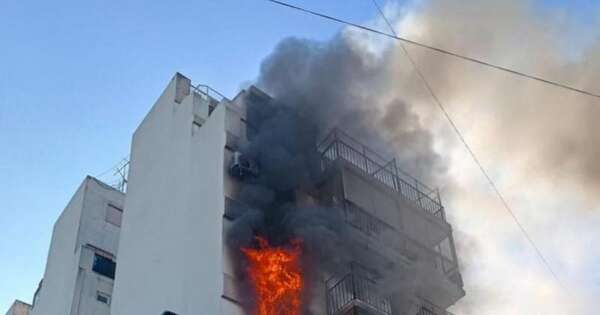 Diario HOY | Incendio en edificio de Buenos Aires provoca dos muertos y decenas de heridos
