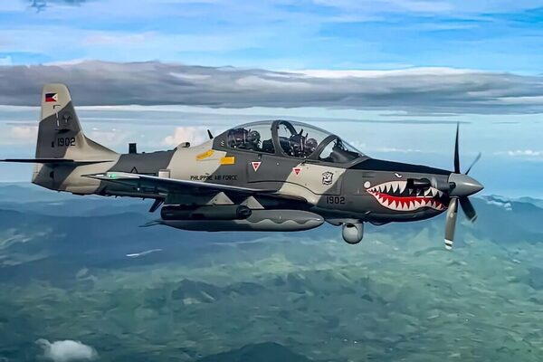 Vicheo aéreo: Peña autoriza la comprar de aviones super Tucano