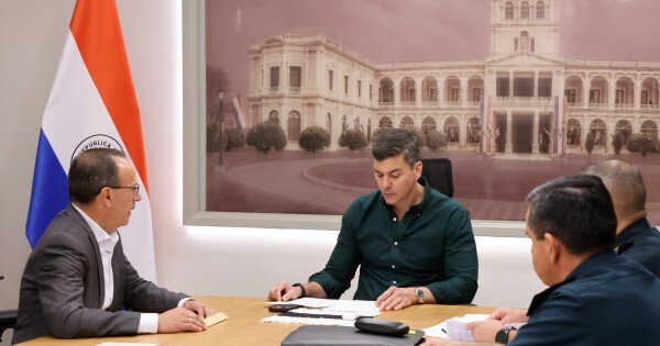 Peña promulga la ley de Leite y las ONG se preparan para contraatacar en la Corte