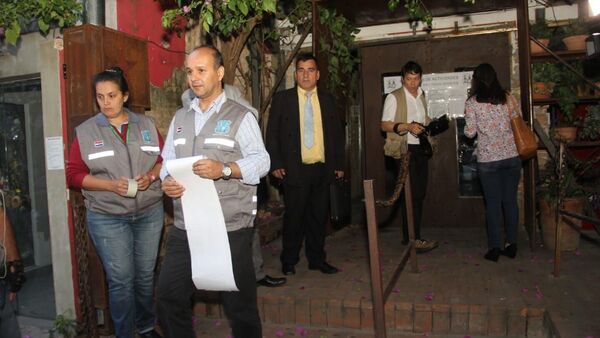 Clausuran bar donde una joven perdió un ojo por insalubridad