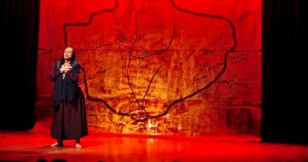 La Nación / Dan el último aplauso a María E. Sachero, ícono del teatro