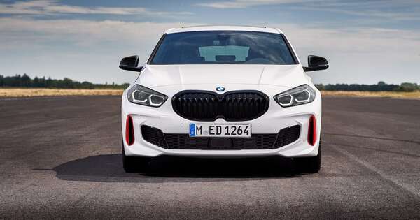 BMW 128ti: El compacto deportivo que impone estilo