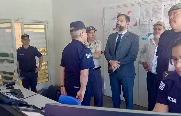 Ministro de Justicia visitó cárcel uruguaya que tiene administración público-privada - .::Agencia IP::.