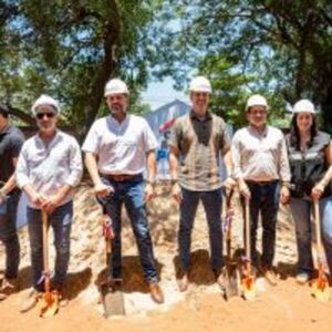 Presidente Peña inauguró viviendas en Limpio promoviendo el desarrollo comunitario :: Presidencia de la República del Paraguay