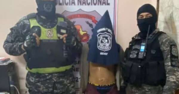 Diario HOY | Joven intentó agredir a policías con machete mientras transportaba crack