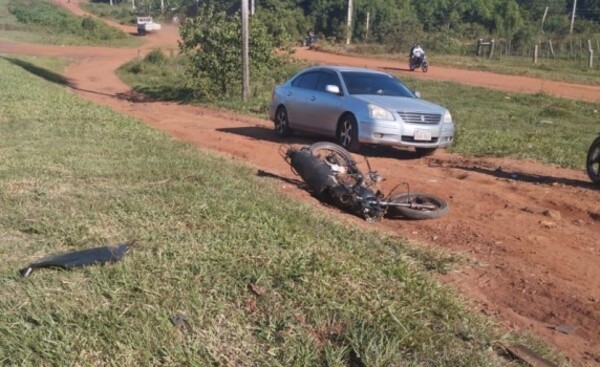 Motociclista murió al intentar cruzar la ruta en O'Leary