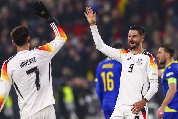 Alemania golea sin piedad a Bosnia Herzegovina en Friburgo - Fútbol Internacional - ABC Color