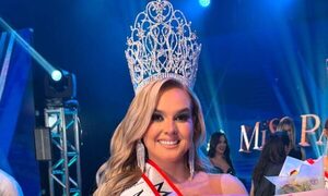 [VIDEO] ¡Una rubia popozuda de Amambay fue coronada como nueva Miss Paraguay!