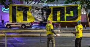 La Nación / Dispararon bengalas frente a la casa de Netanyahu