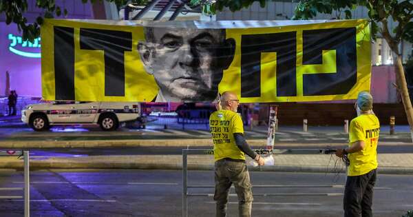 La Nación / Dispararon bengalas frente a la casa de Netanyahu