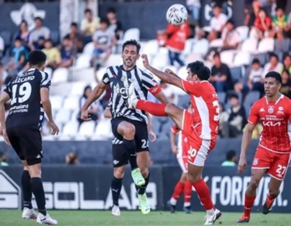 General Caballero JLM vs. Libertad por la vigésima jornada del Clausura - ADN Digital