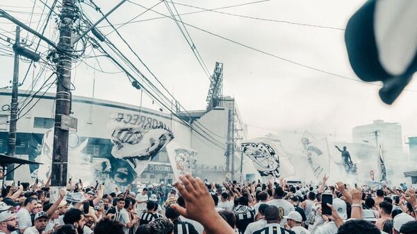 Santos conquista el título un año después de su histórico descenso