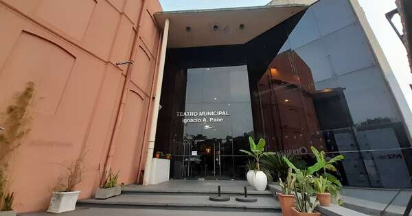 La Nación / Realizan la última visita guiada en el Teatro Municipal
