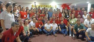 MULTITUDINARIO ENCUENTRO DE JÓVENES COLORADOS EN ENCARNACIÓN  - Itapúa Noticias