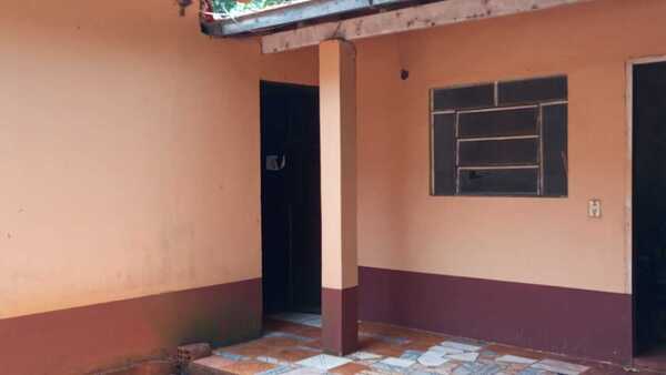 Roban limosna durante misa en una iglesia de Minga Porã