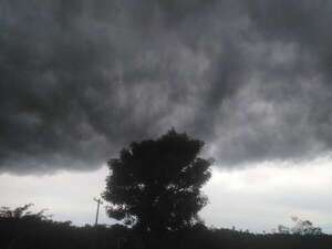 Meteorología: alerta por tormentas posiblemente “fuertes” se extiende a más departamentos - Clima - ABC Color
